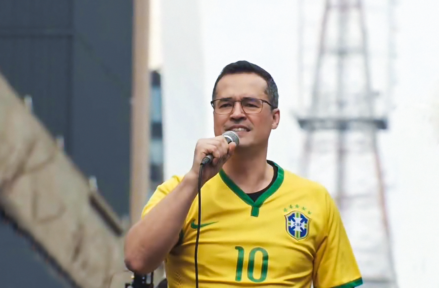 RACHA - Deltan Dallagnol: celebridade da Lava-Jato, ele não vai apoiar o ex-juiz em 2026