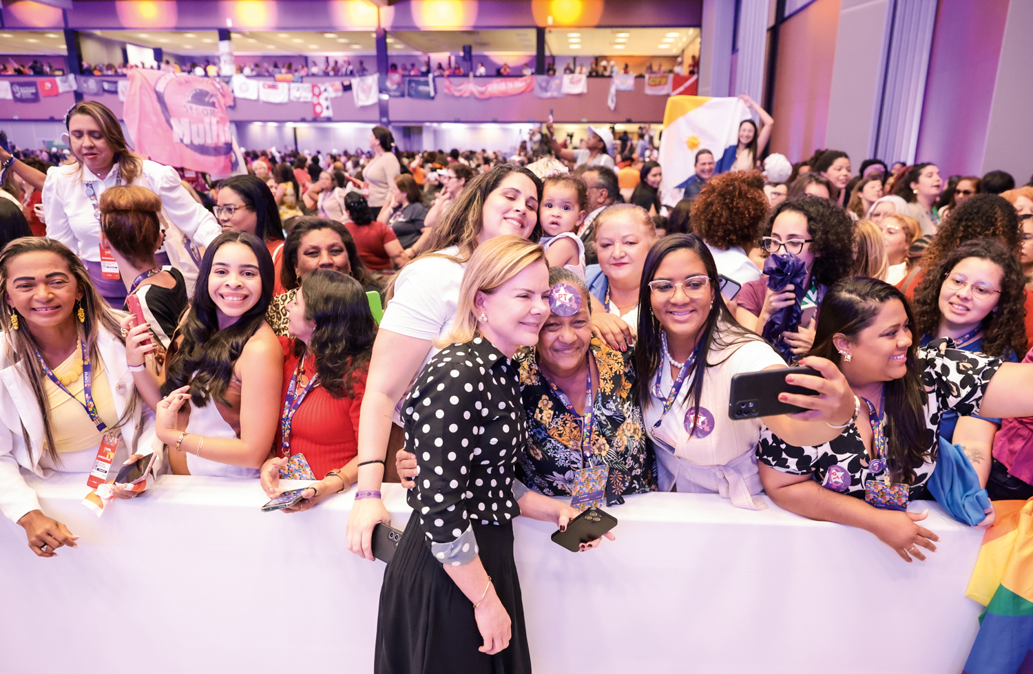 ALIANÇAS - Gleisi: encarregada da montagem dos palanques regionais