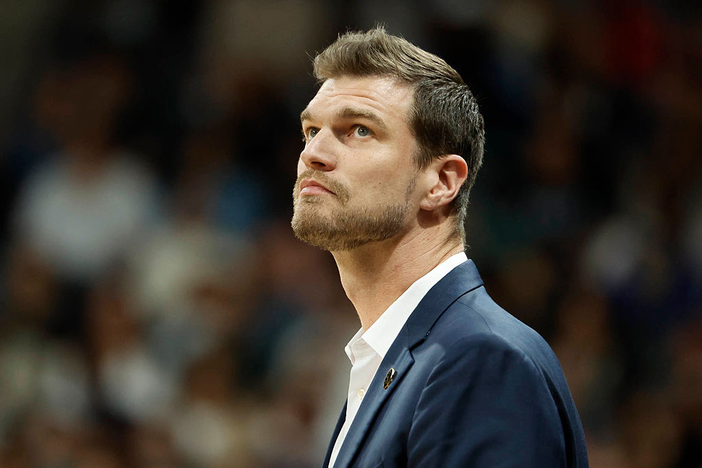 PARIS, FRANCE - JUNE 15: Coach of Paris Basketball Tiago Splitter during the Betclic Elite 2024/2025 Playoffs Finals Match 1 between Paris Basketball and AS Monaco Basket (Roca Team) at Adidas Arena on June 15, 2025 in Paris, France. (Photo by Jean Catuffe/Getty Images)