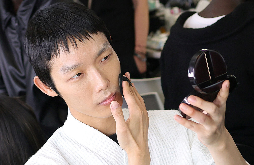 TOM FORD Défilé Spring / Summer 2026: Backstage Beauty Tom Ford primavera/verão 2026