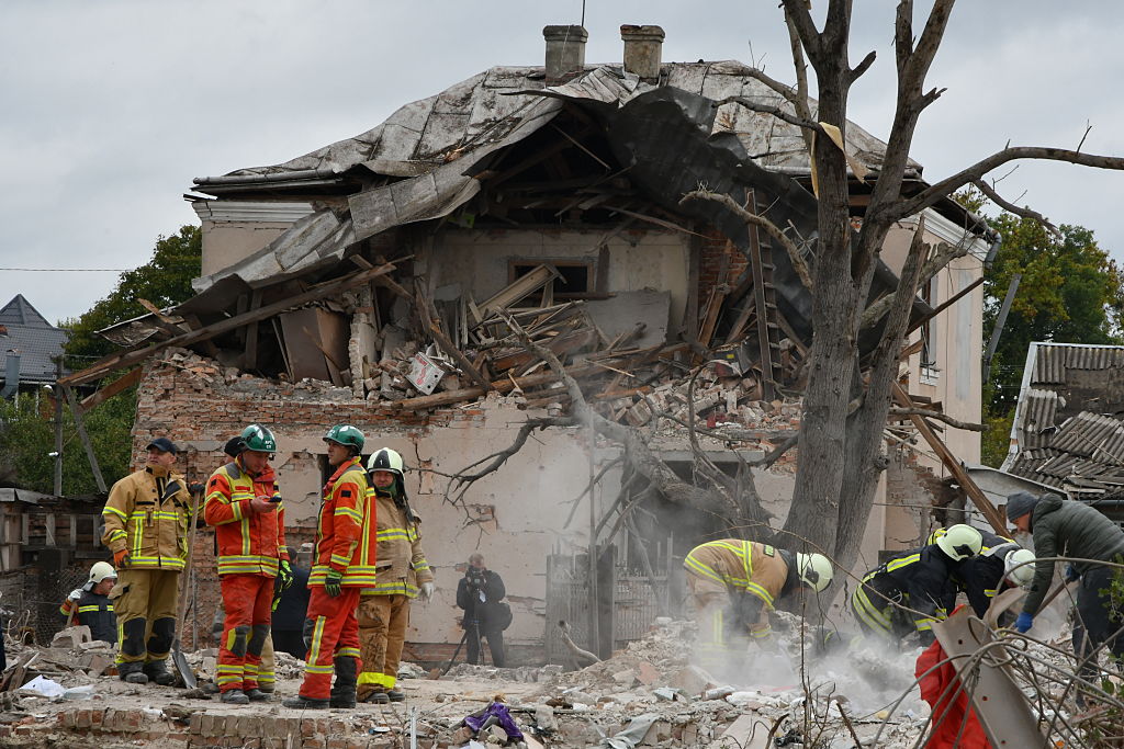 Choque no oeste da Ucrânia: ataque russo sobre Lviv deixa cinco mortos e causa pânico
