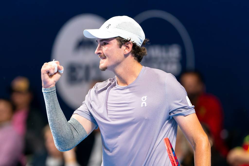 João Fonseca avança à semifinal do ATP da Basileia e sobe no ranking
