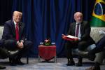 O único recado de Trump sobre Bolsonaro na reunião com Lula na Malásia KUALA LUMPUR, MALAYSIA - OCTOBER 26: U.S. President Donald Trump holds a bilateral meeting with Brazil's President Luiz Inácio Lula da Silva (R) at Kuala Lumpur Convention Centre on October 26, 2025 in Kuala Lumpur, Malaysia. Trump is in Malaysia for the Association of Southeast Asian Nations (ASEAN) summit, and will next travel to Japan, en route to South Korea for the Asia-Pacific Economic Cooperation (APEC) forum. (Photo by Andrew Harnik/Getty Images)