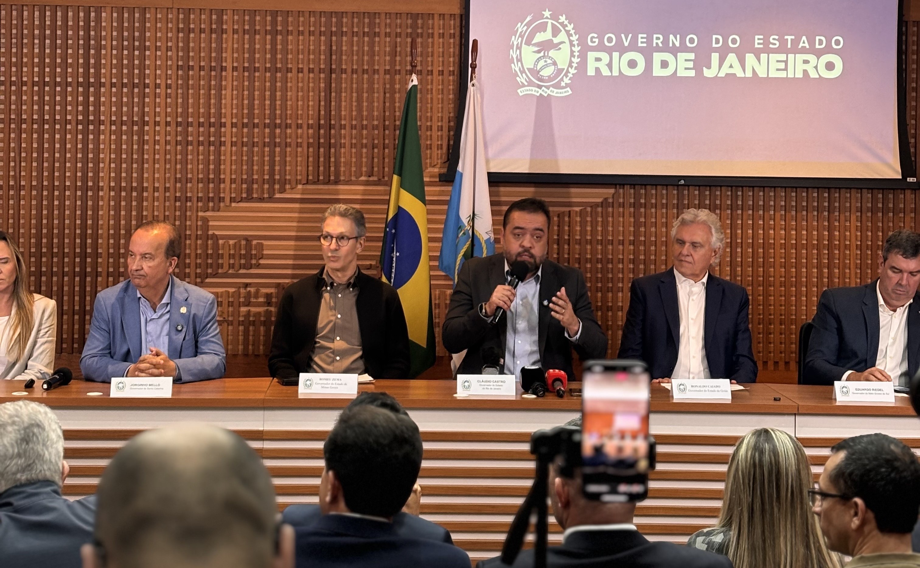 No Rio, Castro anuncia criação de ‘consórcio da Paz’ em conjunto com governadores de diversos estados