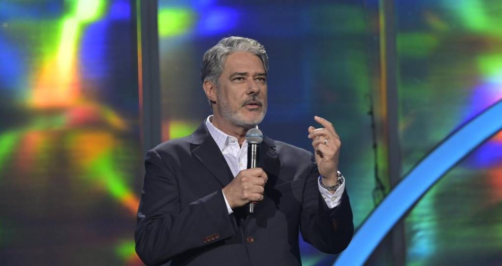 Globo quebra o silêncio sobre polêmica de William Bonner com a Band