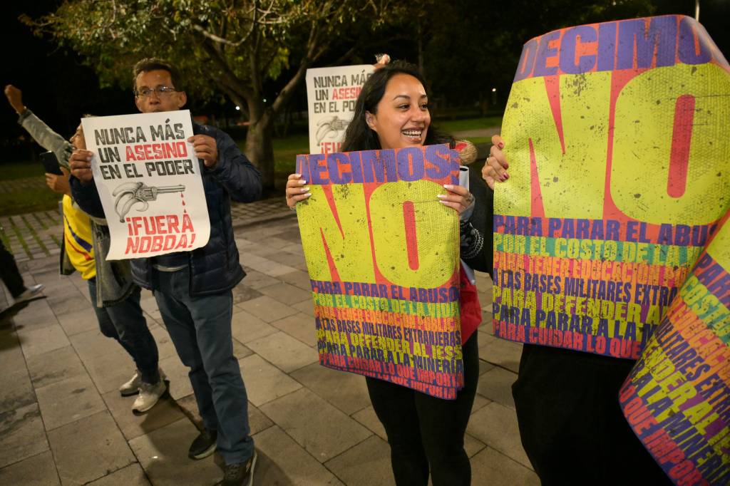 Em referendo, Equador diz ‘não’ à criação de bases militares estrangeiras no país