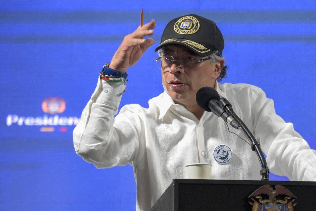 Petro: o ex-guerrilheiro veste Prada e se enrola em mais destemperos