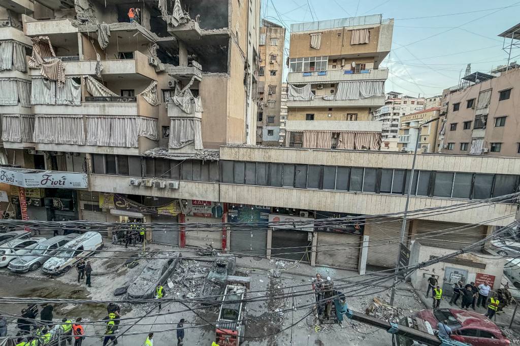 Irã critica Israel como ‘covarde’ após assassinato de chefe militar do Hezbollah