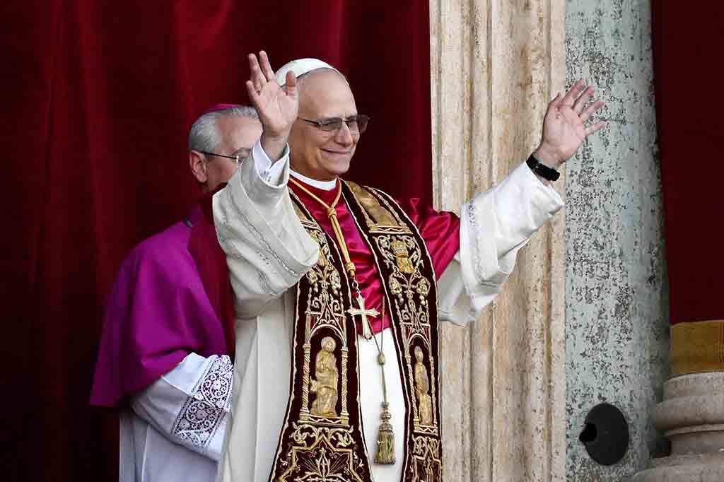 Papa Le&atilde;o XIV : resgate da est&eacute;tica papal