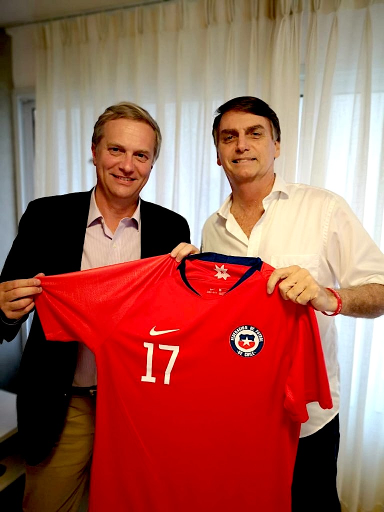 Flerte com extremista levou direita moderada do Chile ao desastre