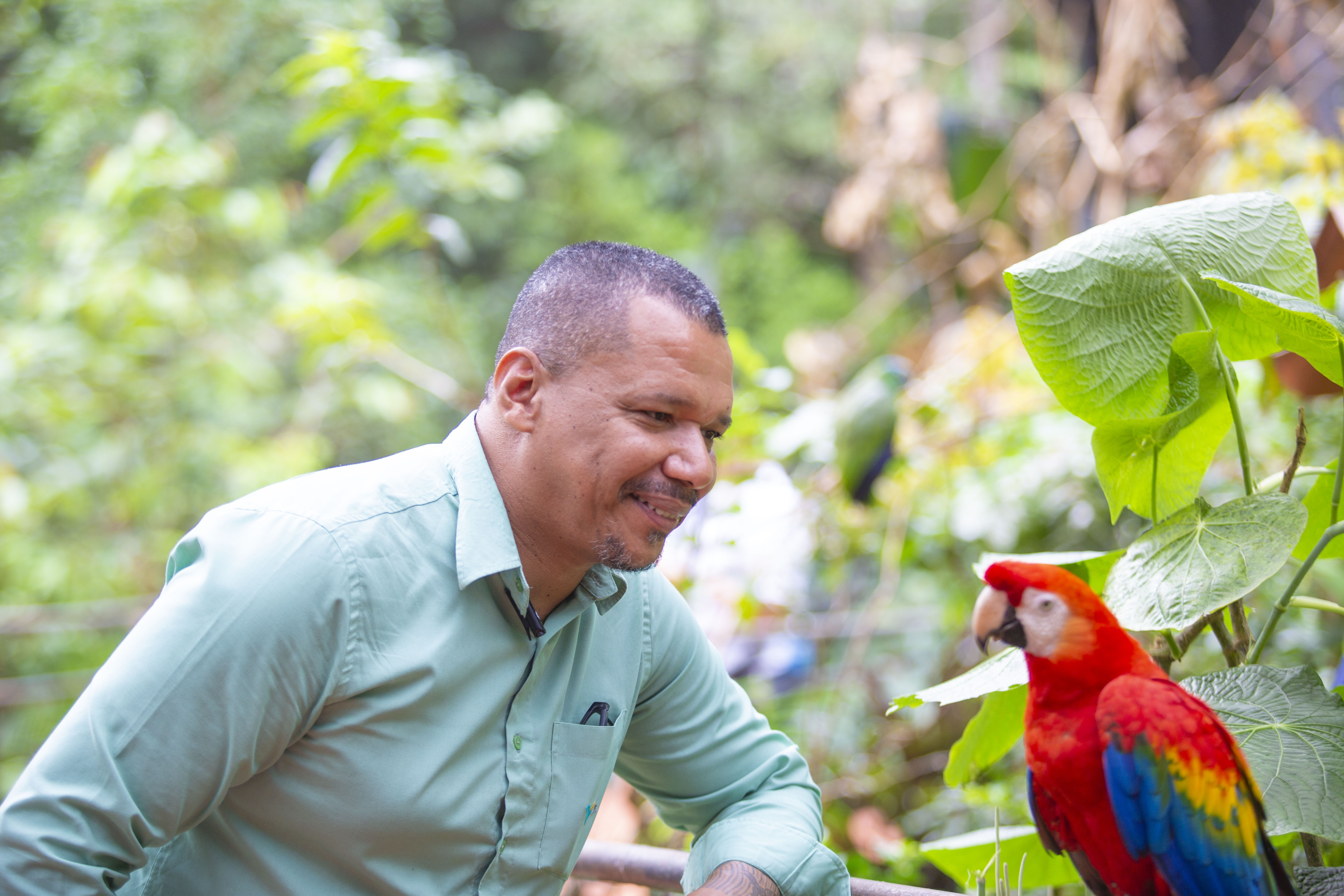 Neriston Camargo, veterin&aacute;rio respons&aacute;vel pelo Bioparque Vale Amaz&ocirc;nia: esp&eacute;cies nativas circulam nas &aacute;reas de visita&ccedil;&atilde;o