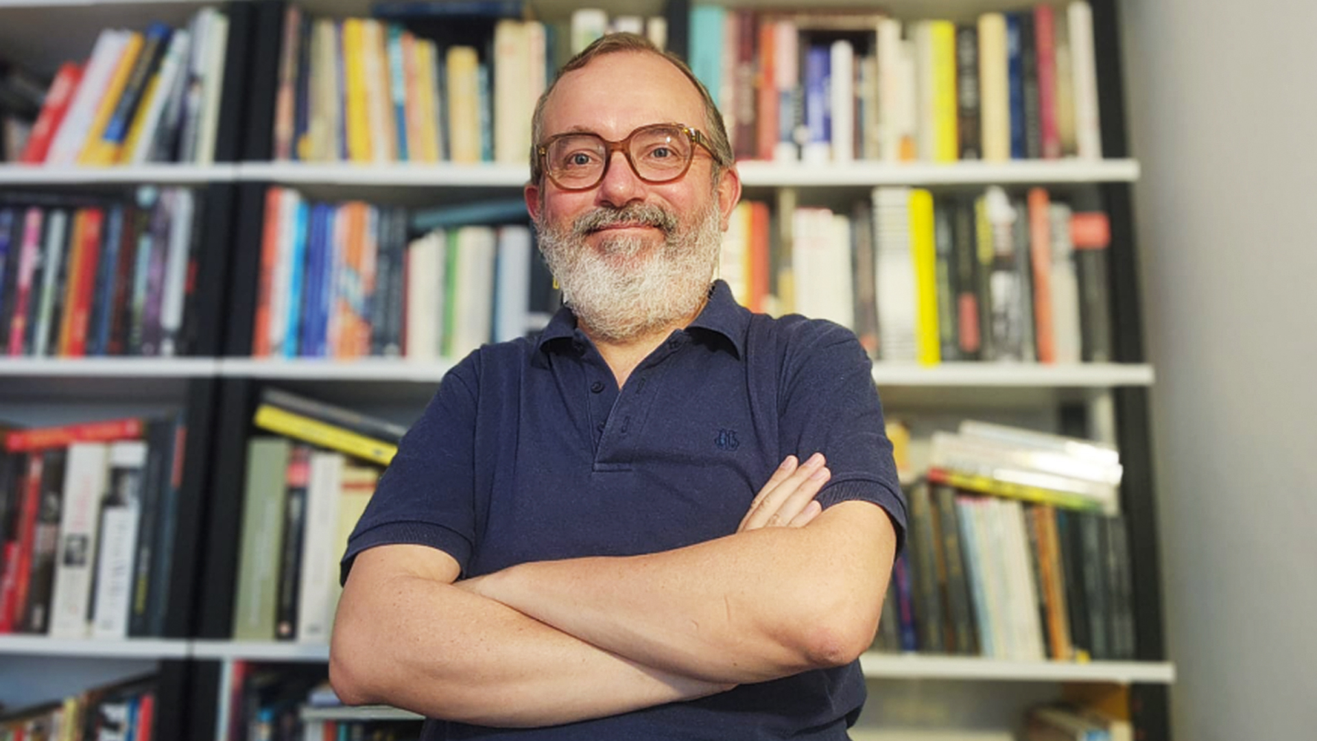 ENTREVISTADOR - O editor Alessandro Giannini: persistência desde junho