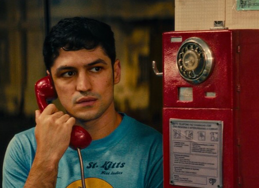 A defesa de Gabriel Leone, de ‘O Agente Secreto’, ao ‘cinema político’