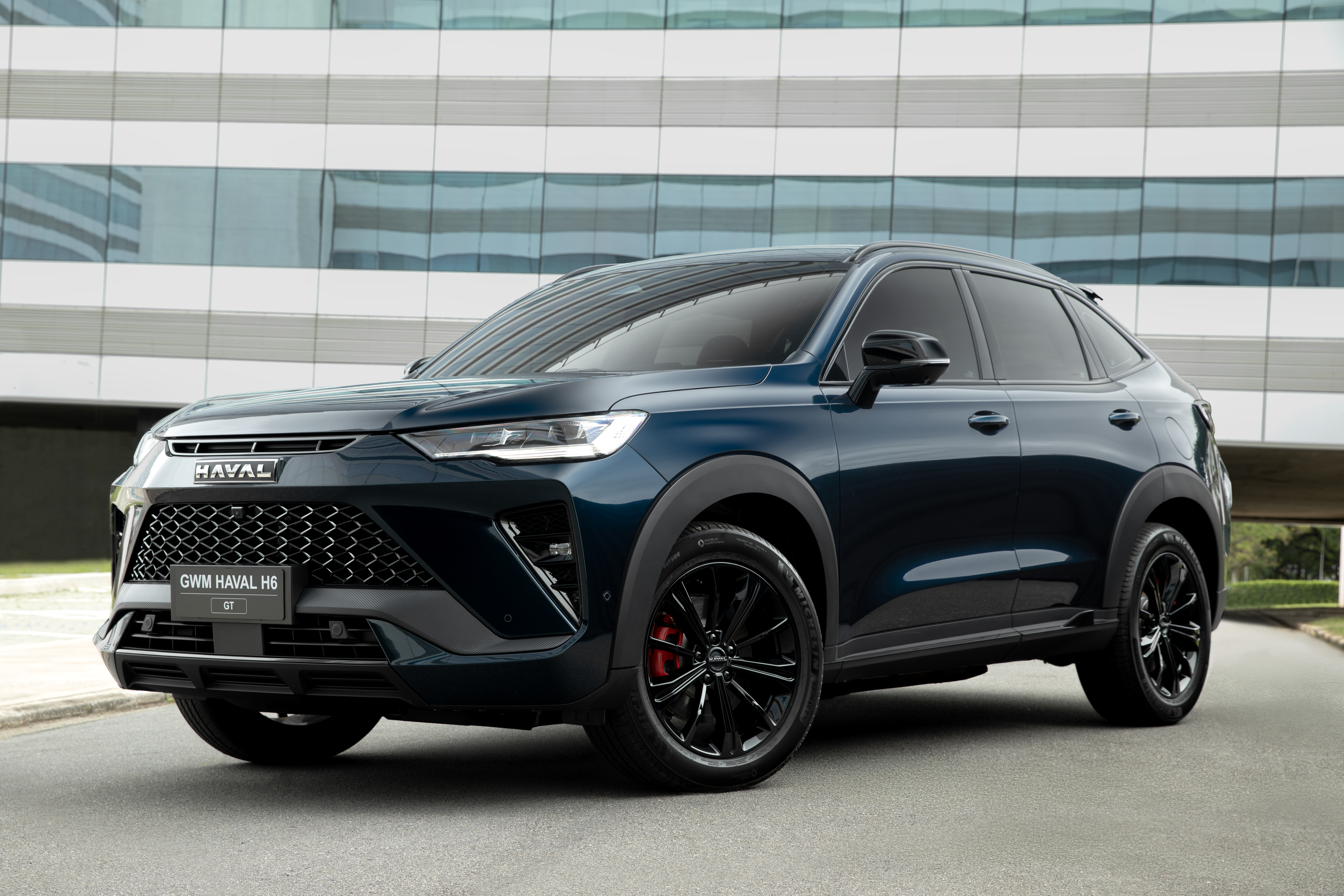 Haval H6 GT, versão topo de linha, mantém o preço atual na linha 2026