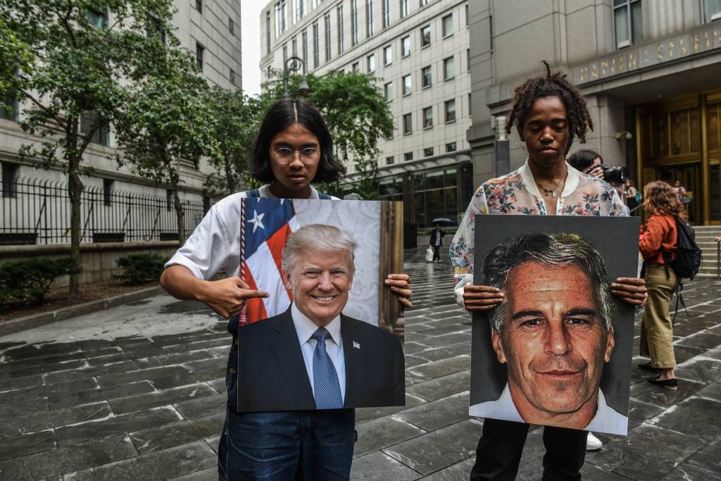 A maldição de Epstein continua a assombrar Trump: o que é verdade?