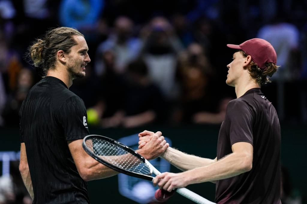 Sinner x Zverev: horário e onde assistir a partida desta quarta, 12