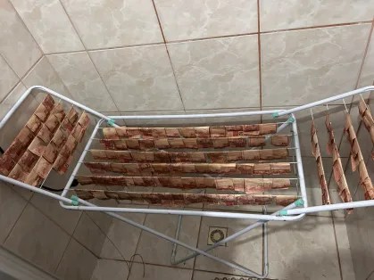 Polícia acha dinheiro em varal durante ação contra lavagem de dinheiro em SC