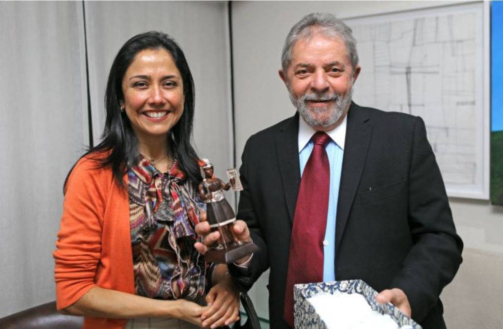 Governo Lula gastou 345 mil para buscar no Peru ex-primeira-dama condenada