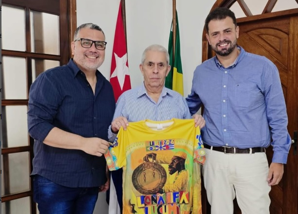 O curioso apoio de Cuba a desfile de escola de samba para 2026