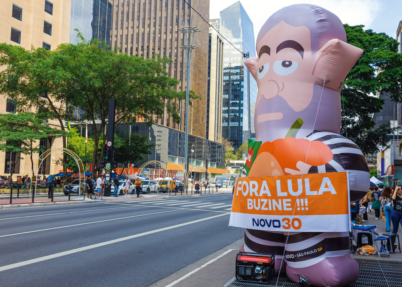 DIREITA -&ensp;Protesto: falta de coes&atilde;o e des&acirc;nimo de uma parcela do eleitorado