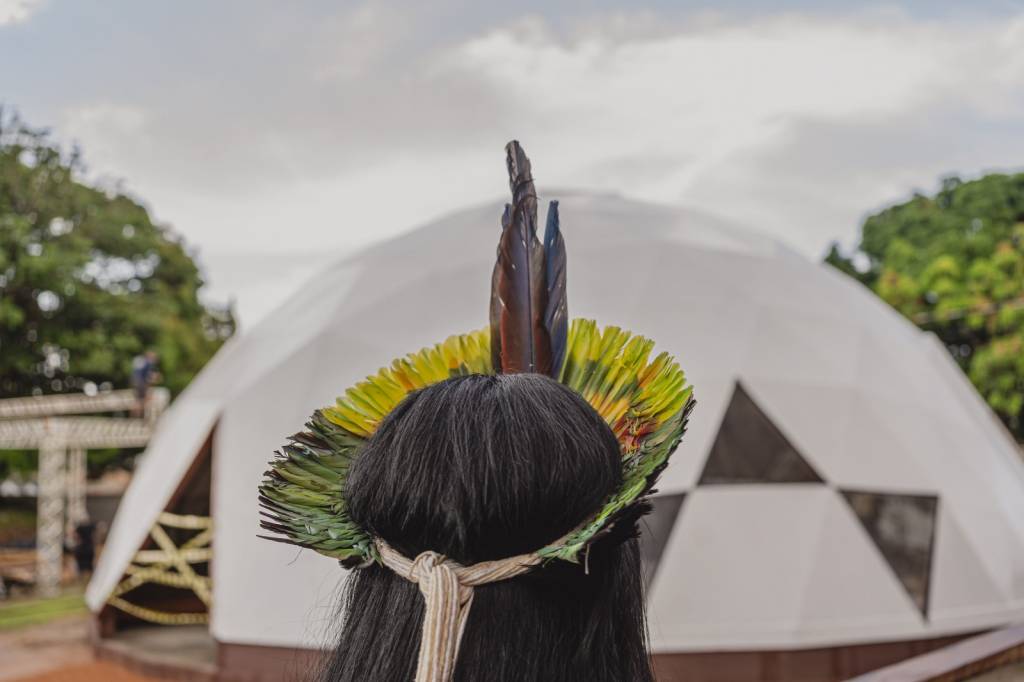 COP30 tem ‘aldeia’ para hospedar povos indígenas do Brasil e exterior