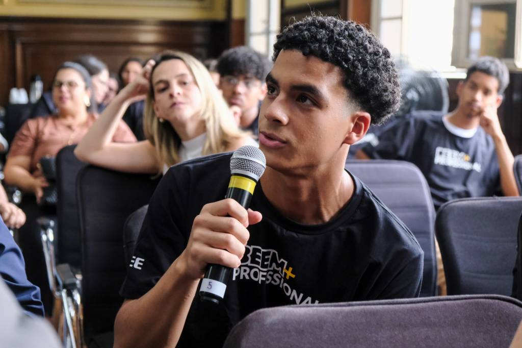 Número de alunos no Ensino Médio Técnico de SP subirá quase 100% em 2026