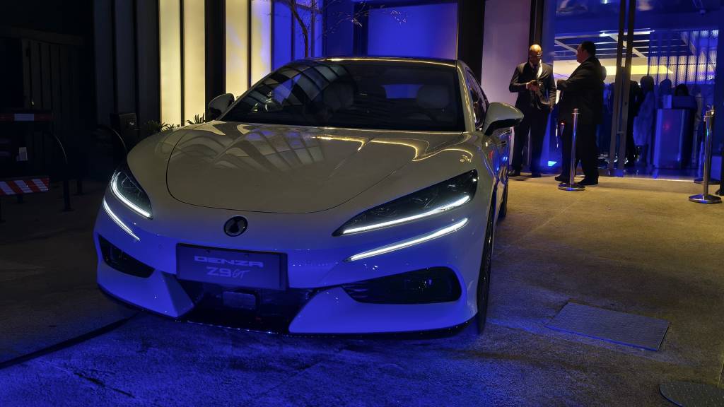 BYD lança oficialmente a Denza, sua marca de luxo, no Brasil