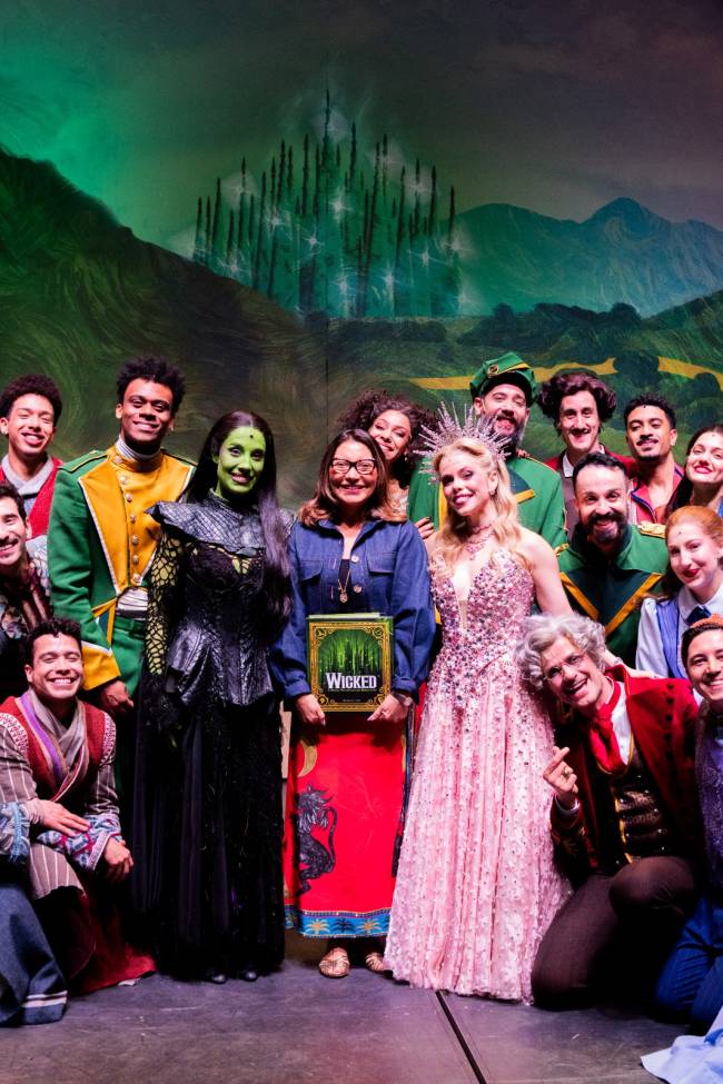 Janja assiste a musical ‘Wicked’