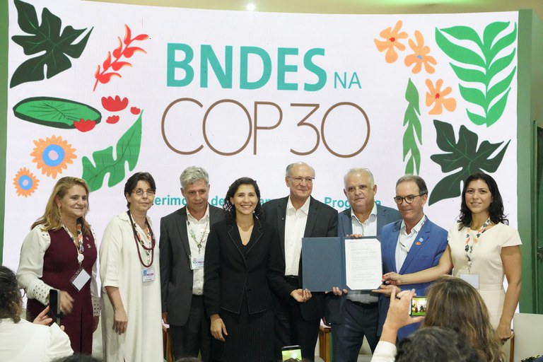 Projeto destina R$ 107 milhões a cooperativas extrativistas da Amazônia