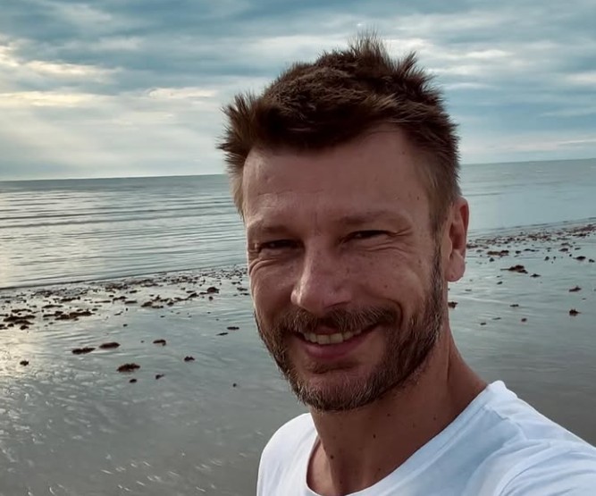 Rodrigo Hilbert expõe motivo de não ter mais amigos