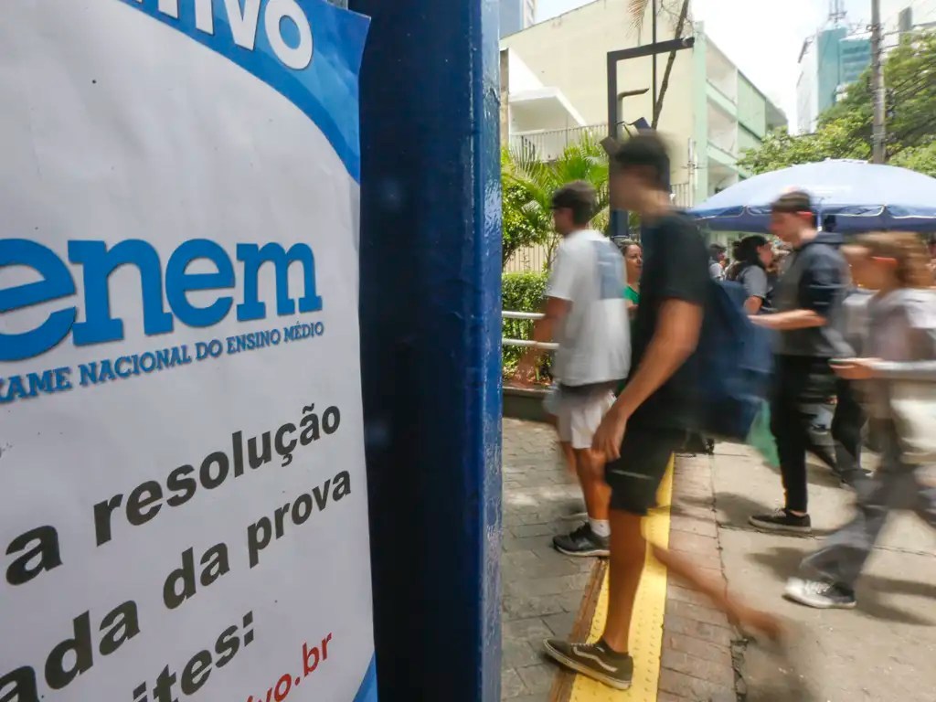Inep anula três questões do Enem e aciona PF para investigar vazamento