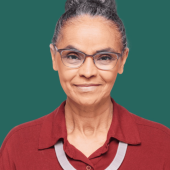 Marina Silva fratura vértebra e é hospitalizada: entenda quadro da ministra