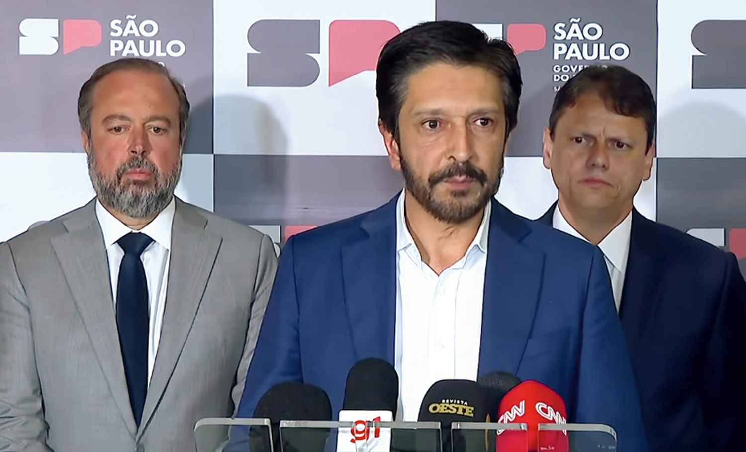 REAÇÃO - Silveira, Nunes e Tarcísio: decisão conjunta pelo fim de contrato