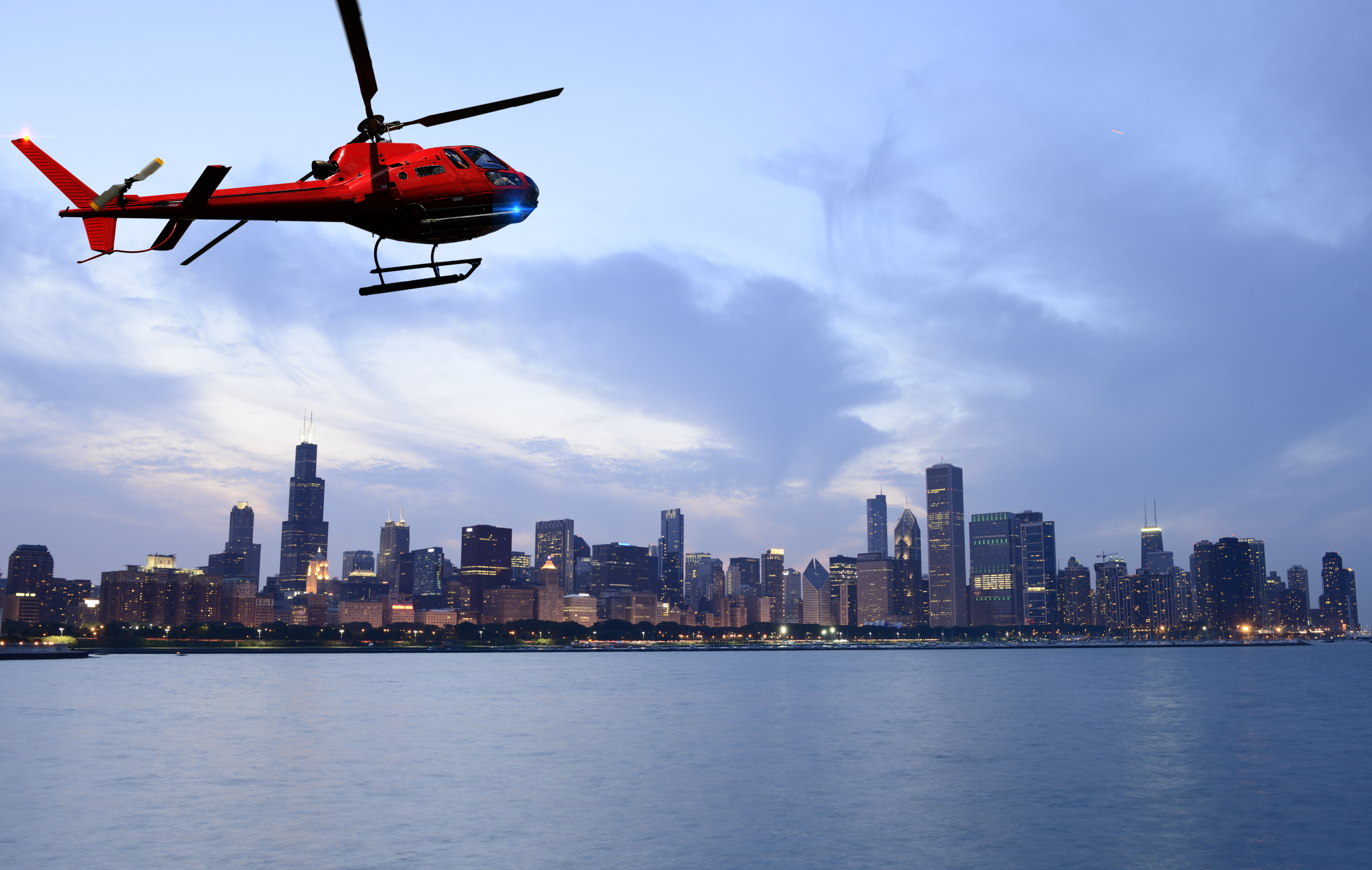 Voo panorâmico de helicóptero: experiência inesquecível sobre a