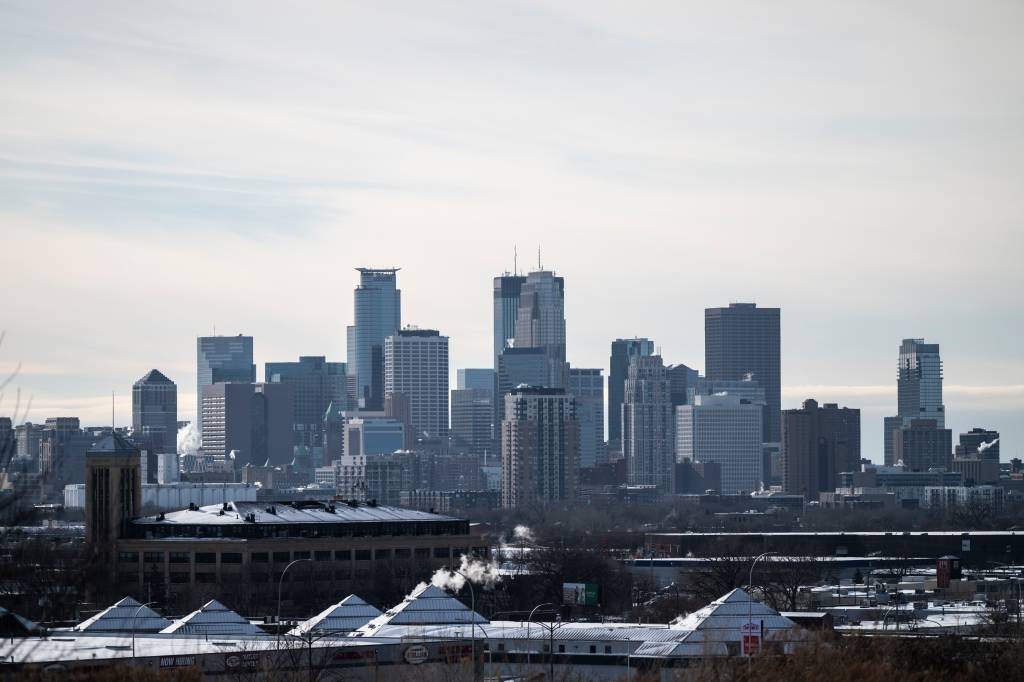 Declarações de Trump contra comunidade somali geram clima de medo em Minnesota