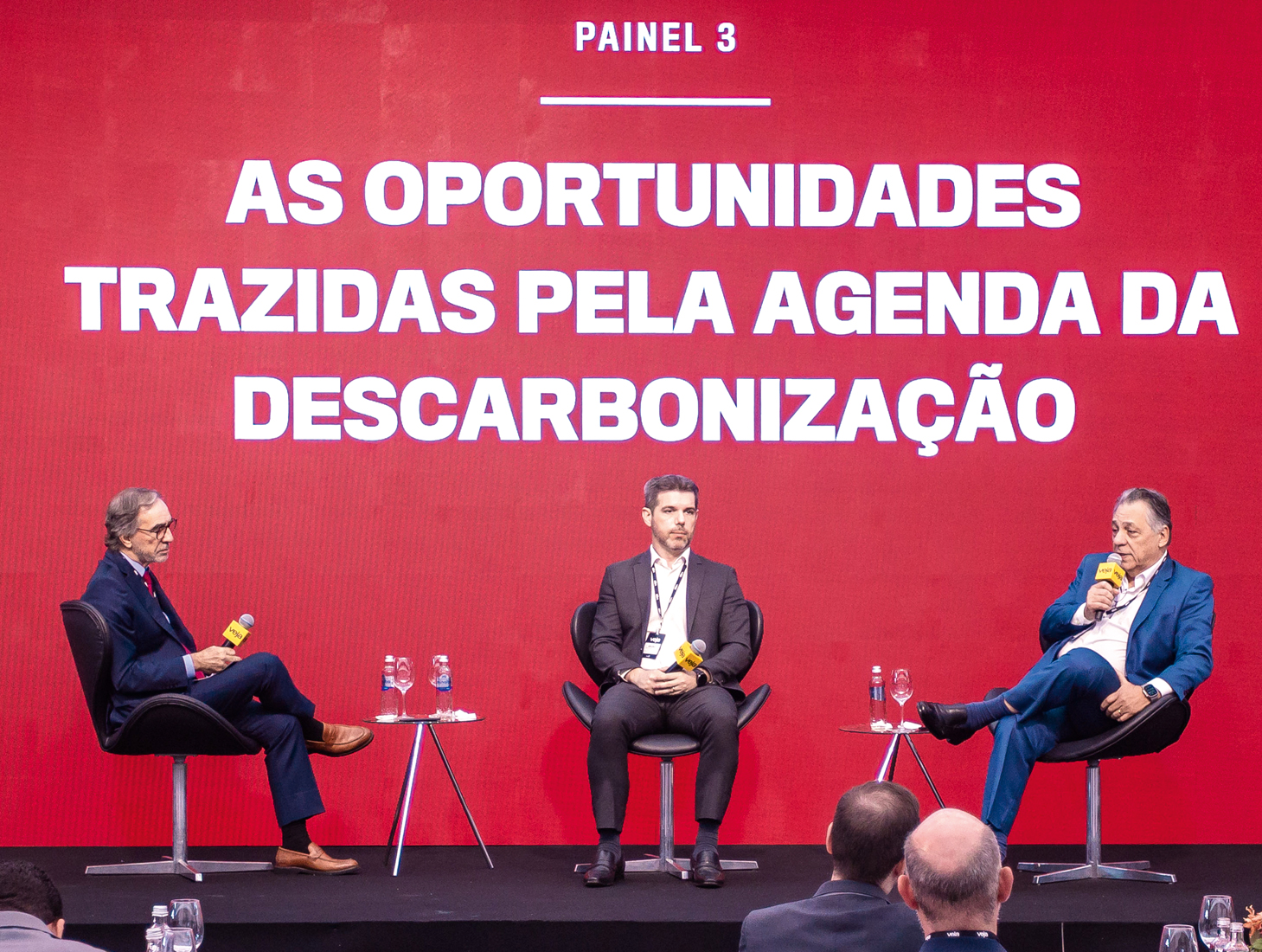 Caetano, de VEJA, Lucchi, da CNA, e Vieira, da Eldorado Celulose: soluções