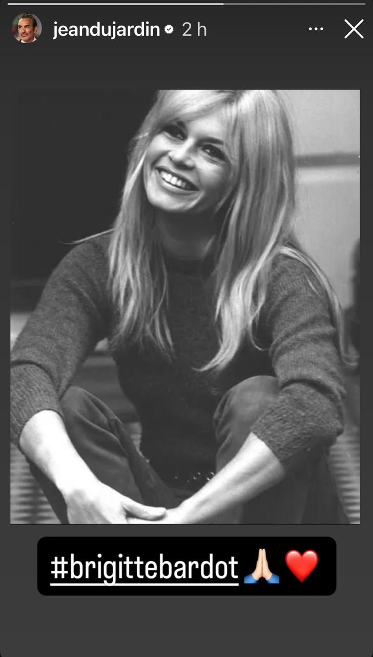 O ator Jean Dujardin postou nos stories homenagem a Brigitte Bardot