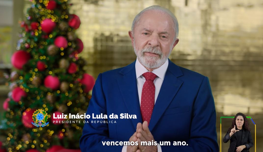 Lula faz pronunciamento na véspera de Natal