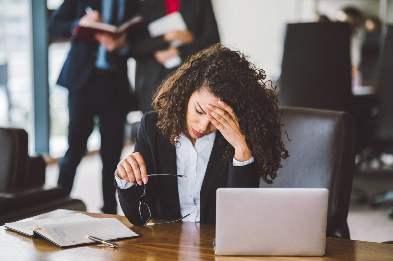 Afastamentos por transtornos mentais sobem 80% em dois anos e custam R$ 954 milhões