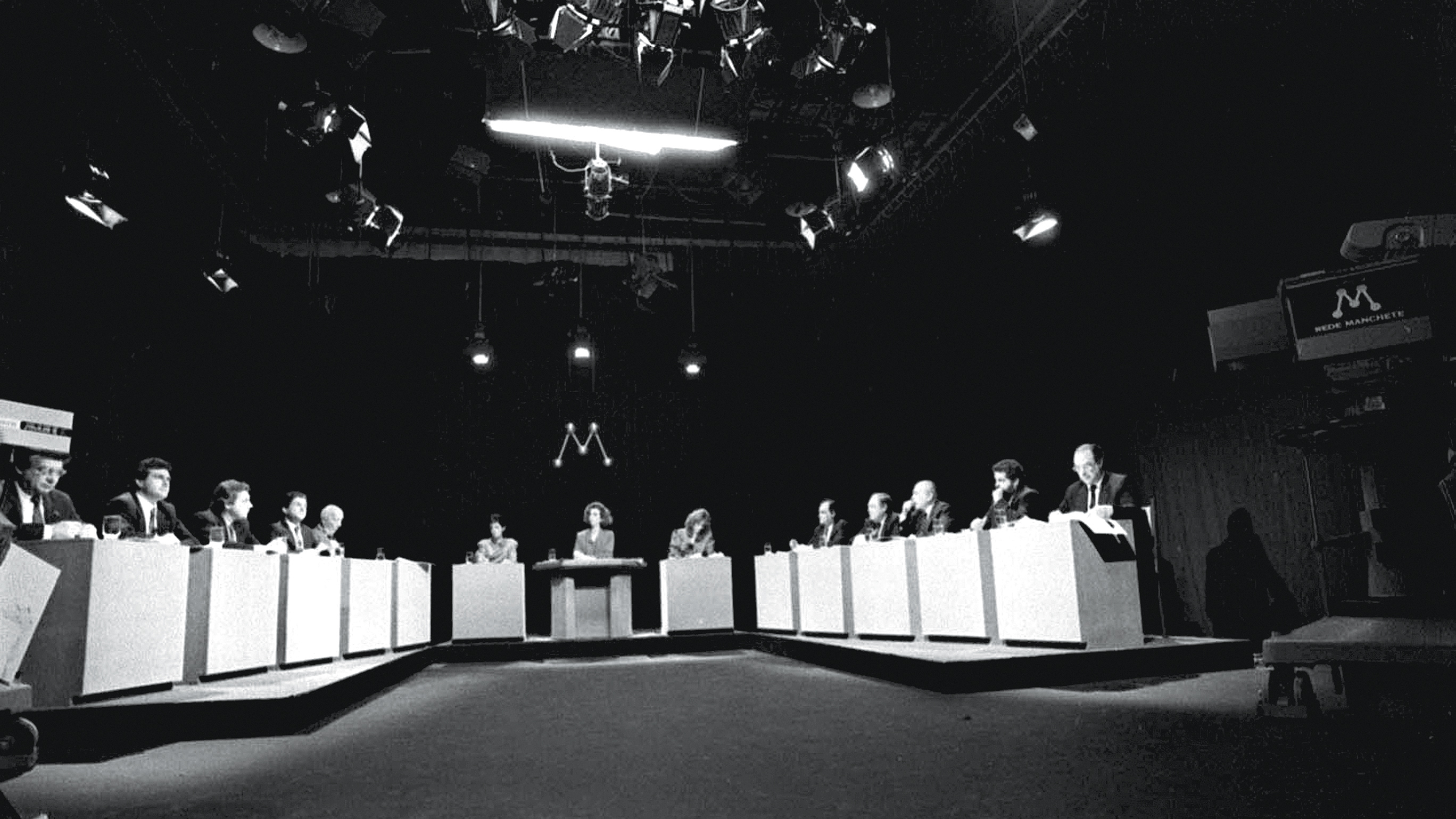 EXCESSO -&ensp;Debate entre presidenci&aacute;veis em 1989: elei&ccedil;&atilde;o teve 22 candidatos, o maior n&uacute;mero da hist&oacute;ria