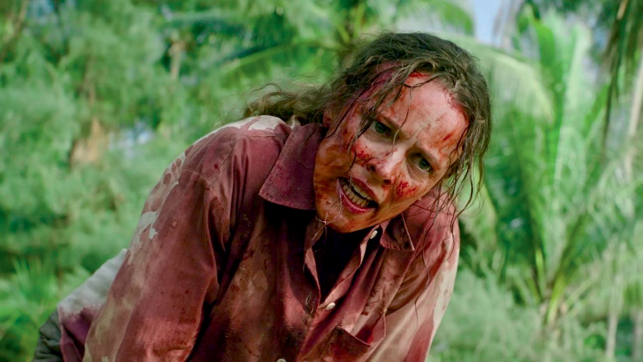 CARNE VIVA - Rachel McAdams banhada em sangue: humor e sadismo na tela