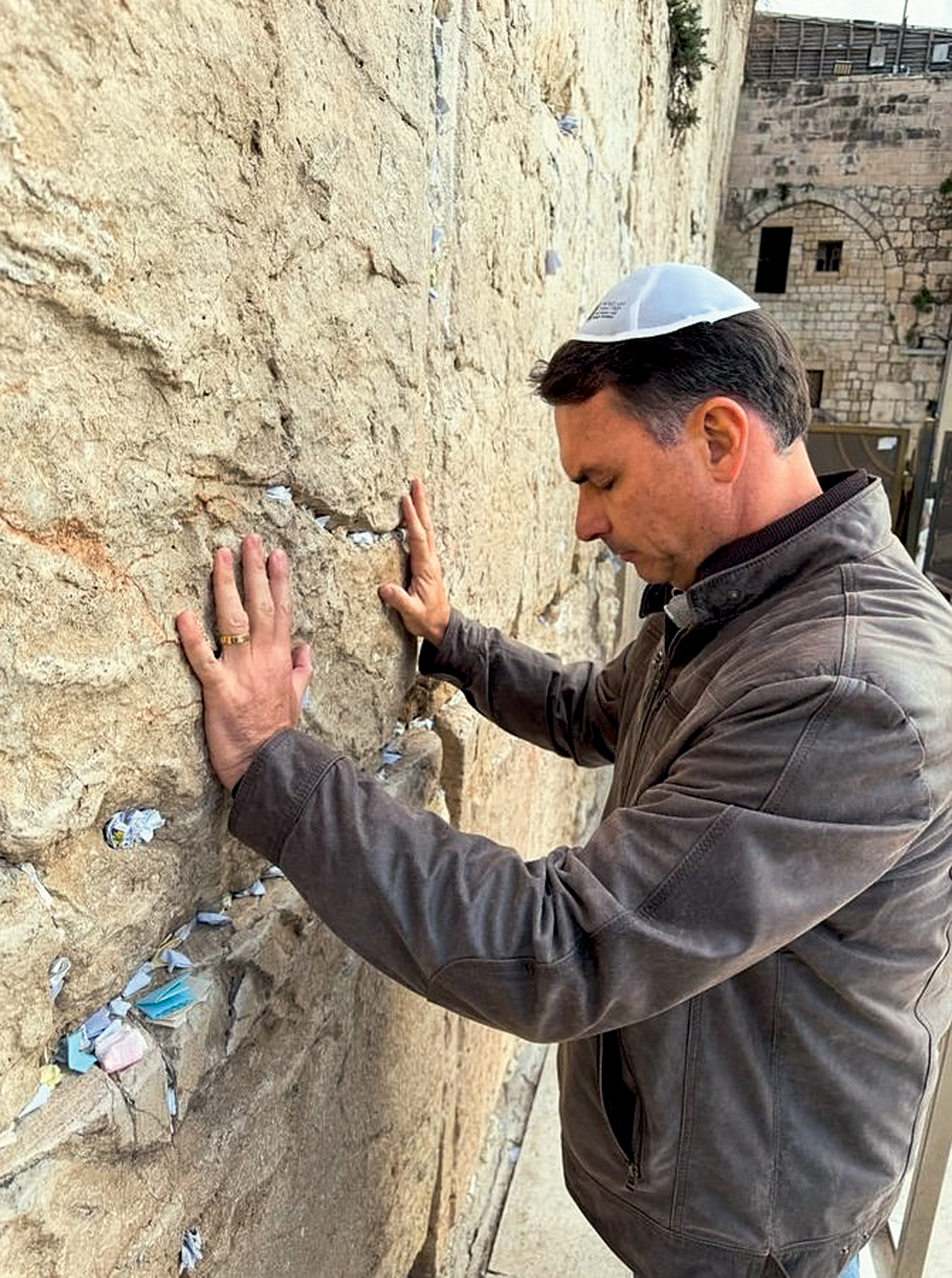 x.com/FlavioBolsonaro