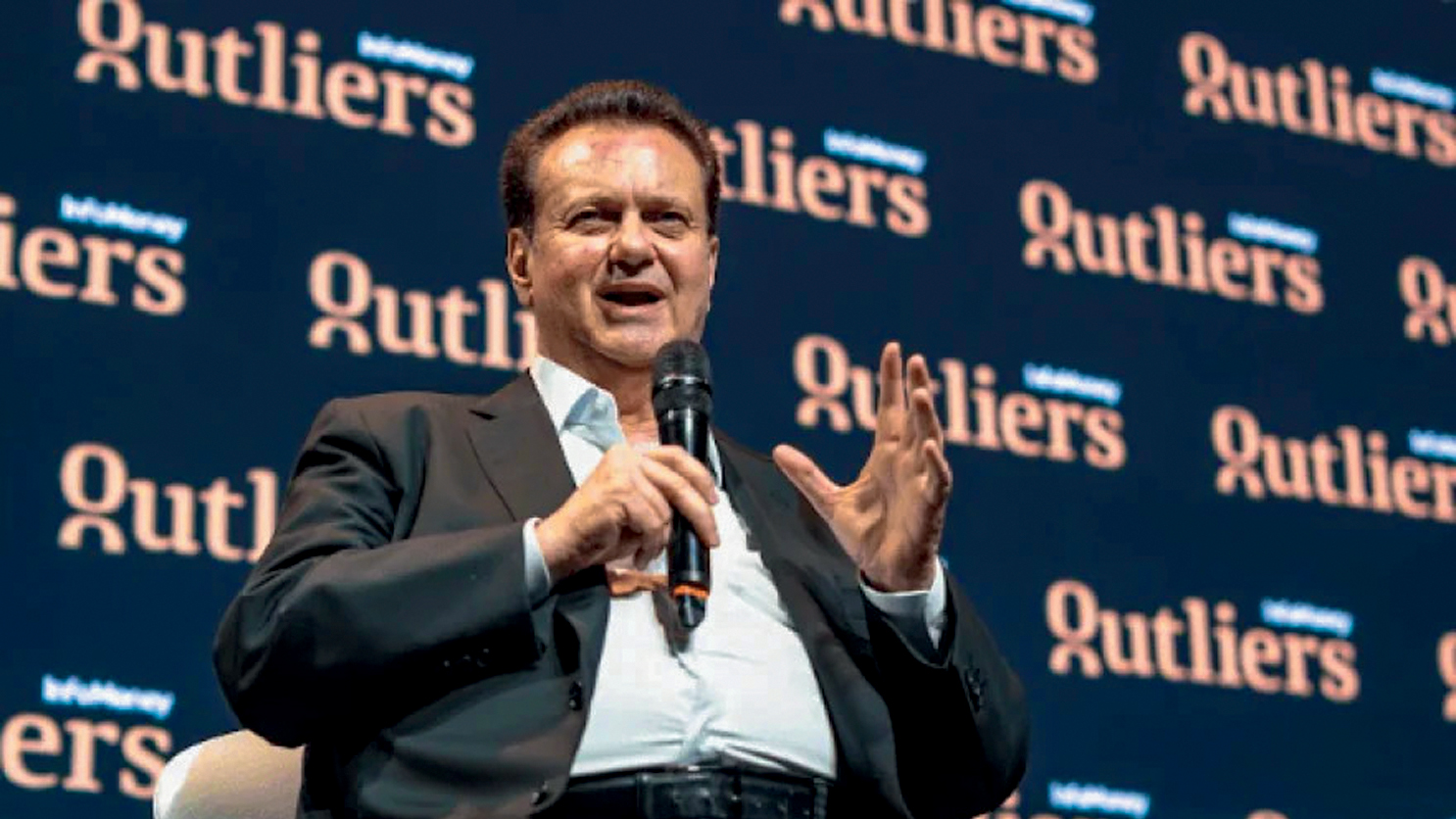 CARTAS NA MÃO - Kassab: três presidenciáveis elevam cacife político da sigla