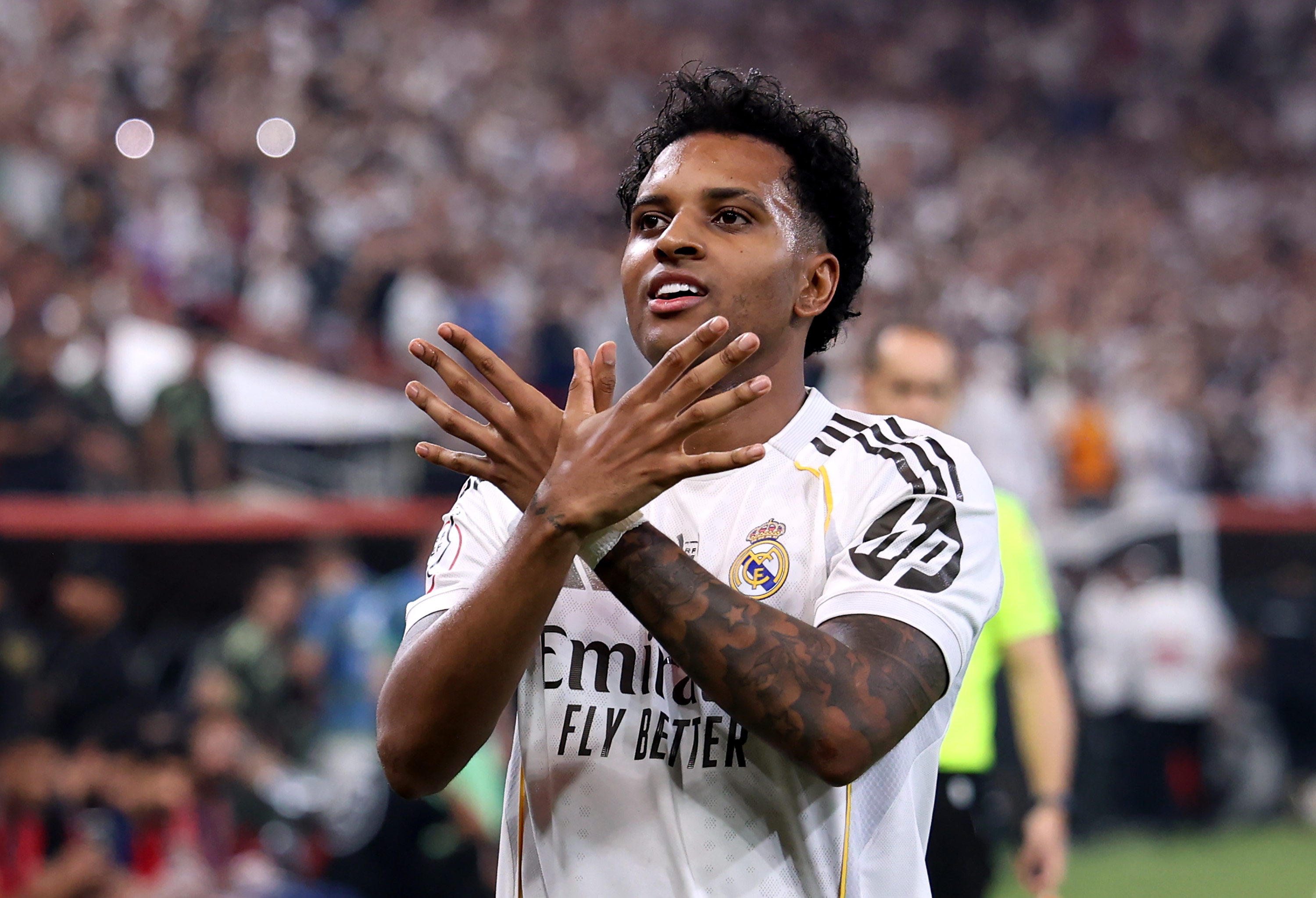 JEDDAH, SAUDI ARABIA - JANUARY 08: Rodrygo of Real Madrid celebrates scoring his team's second goal during the Spanish Super Cup Semi-Final match between Real Madrid and Atletico Madrid at King Abdullah Sports City Hall Stadium on January 08, 2026 in Jeddah, Saudi Arabia. (Photo by Yasser Bakhsh/Getty Images)