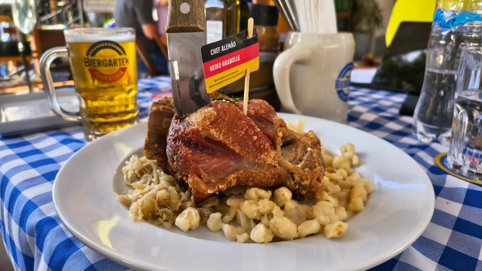 Eisbein é um dos destaques do cardápio