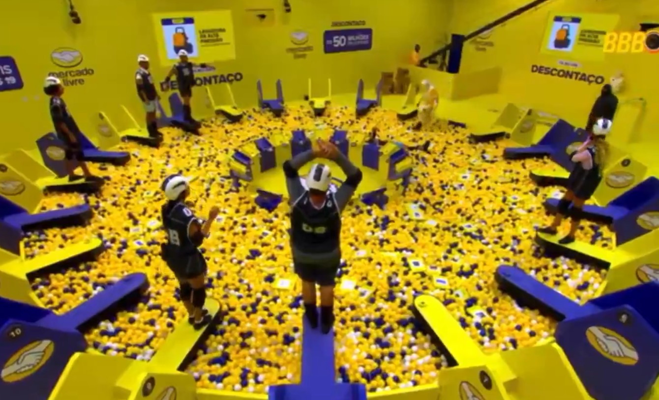 Equipe do BBB26 interrompe prova após Henri Castelli sofrer crise convulsiva