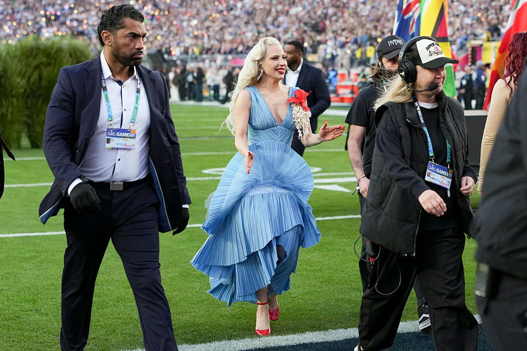 Lady Gaga veste LUAR