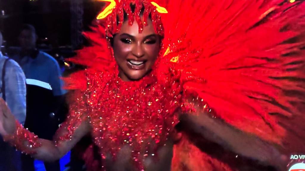 Os passos de Mileide Mihaile no lugar Lexa na Unidos da Tijuca