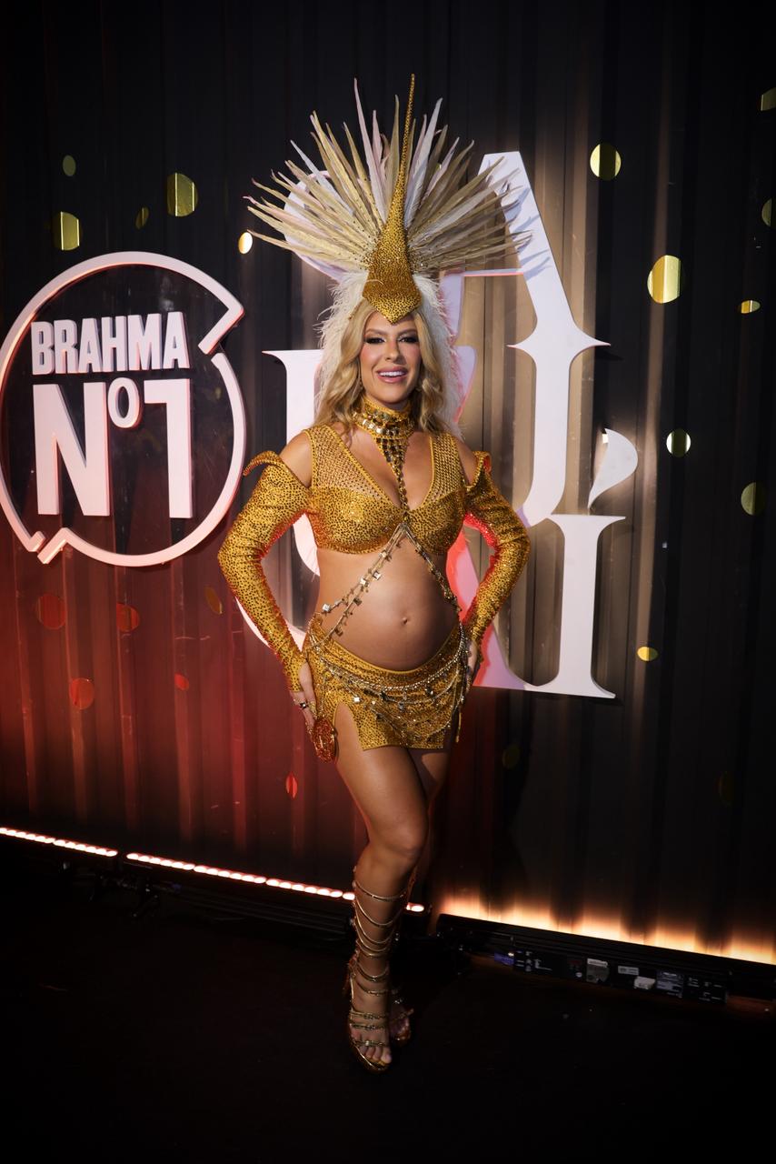 Lore Improta, grávida, relata estado de saúde para desfile na Viradouro