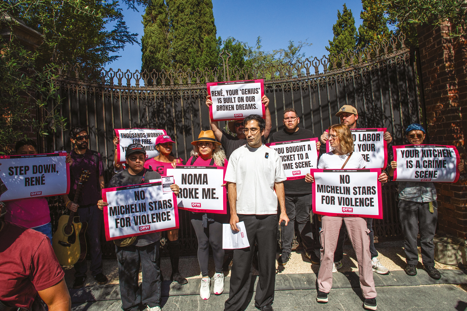 INDIGNAÇÃO - Protesto em Los Angeles: anulação da franquia já anunciada